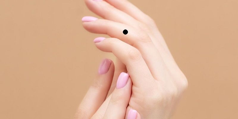 Nốt Ruồi Ở Tay Đánh Số Gì – Giải Mã Vận Mệnh Cùng Shbet 9 Nốt ruồi ở tay đánh số gì